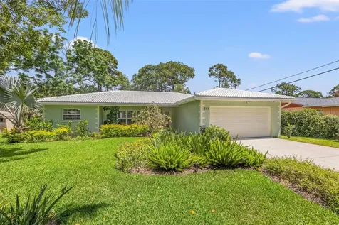 501 68th Avenue S St Petersburg FL 33705