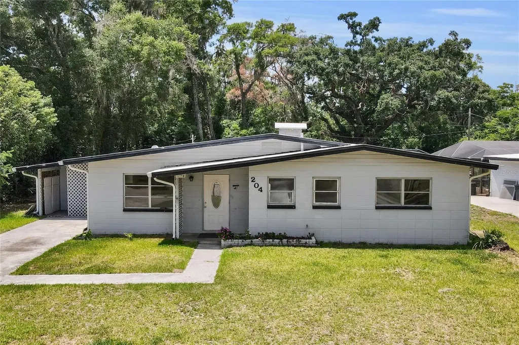 204 Dogwood Drive Brooksville FL 34601