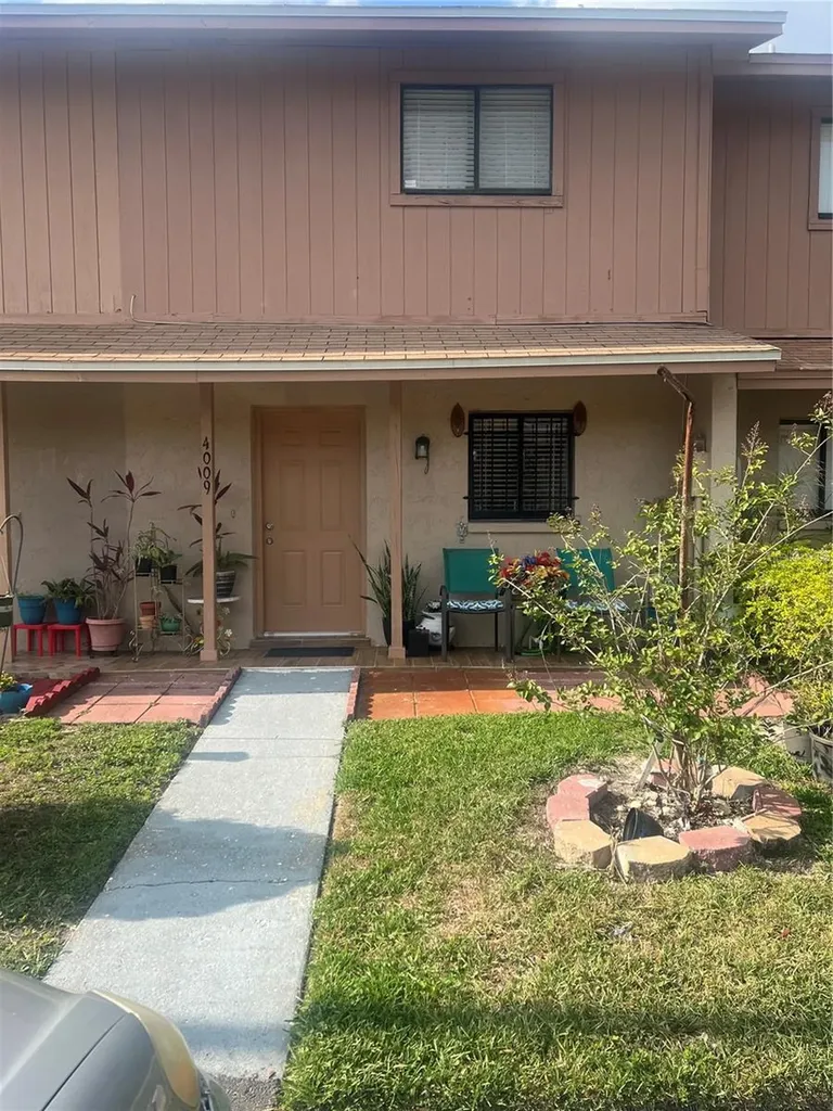 4009 Pine Limb Court Tampa FL 33614