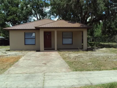1406 E Laura Street Plant City FL 33563