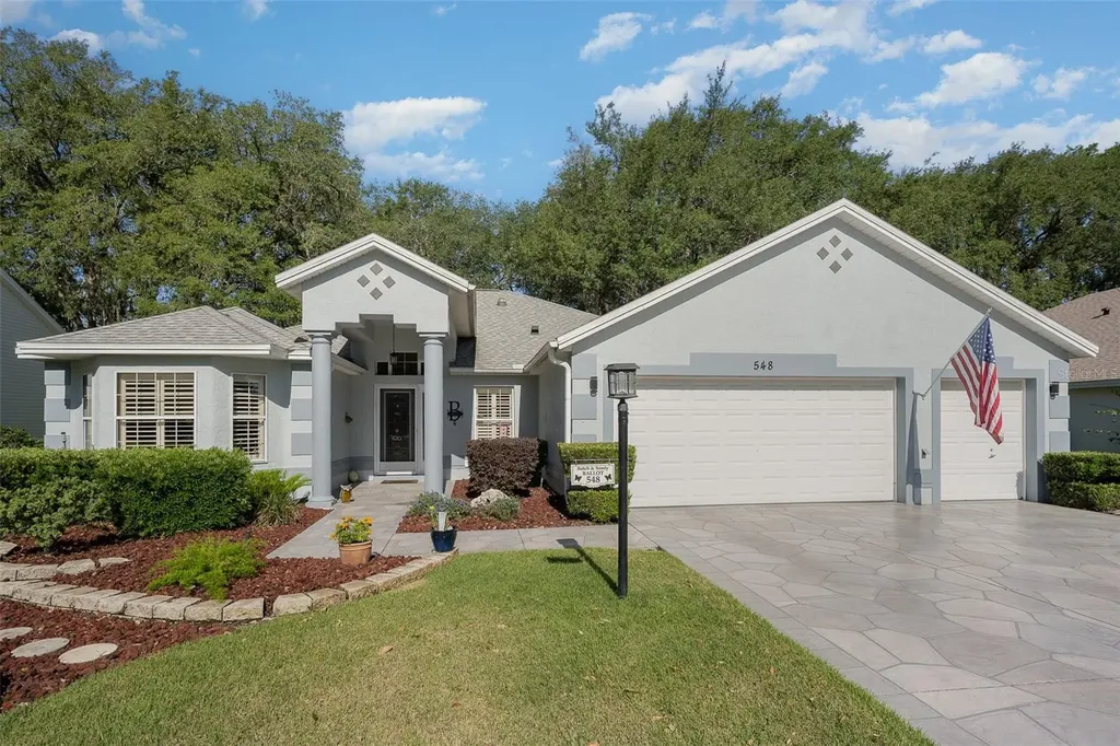 548 Loma Paseo Drive Lady Lake FL 32159