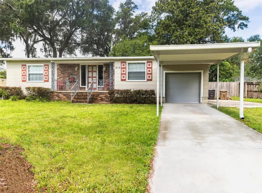 818 NE 12th Terrace Ocala FL 34470