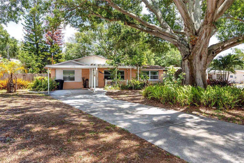 5627 Harding Boulevard NE St Petersburg FL 33703