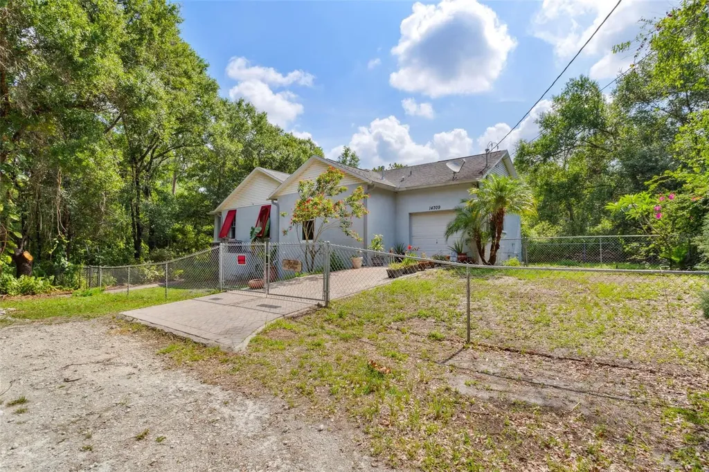 14709 Basswood Avenue Tampa FL 33625