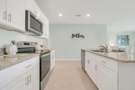434 Baroness Way Deland FL 32724
