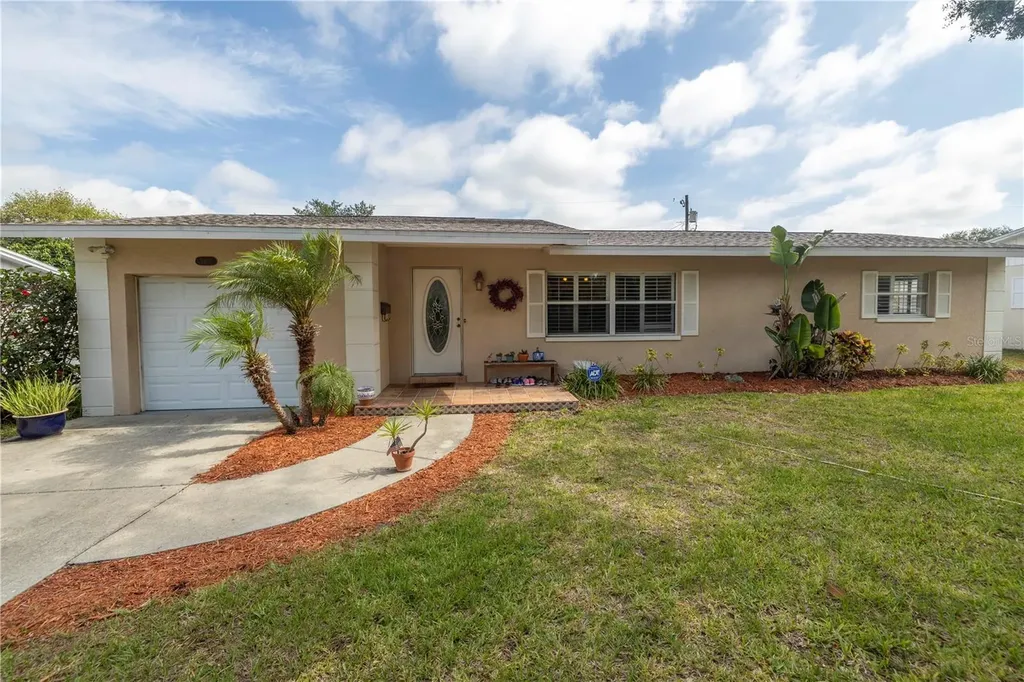 5301 14th Avenue N St Petersburg FL 33710