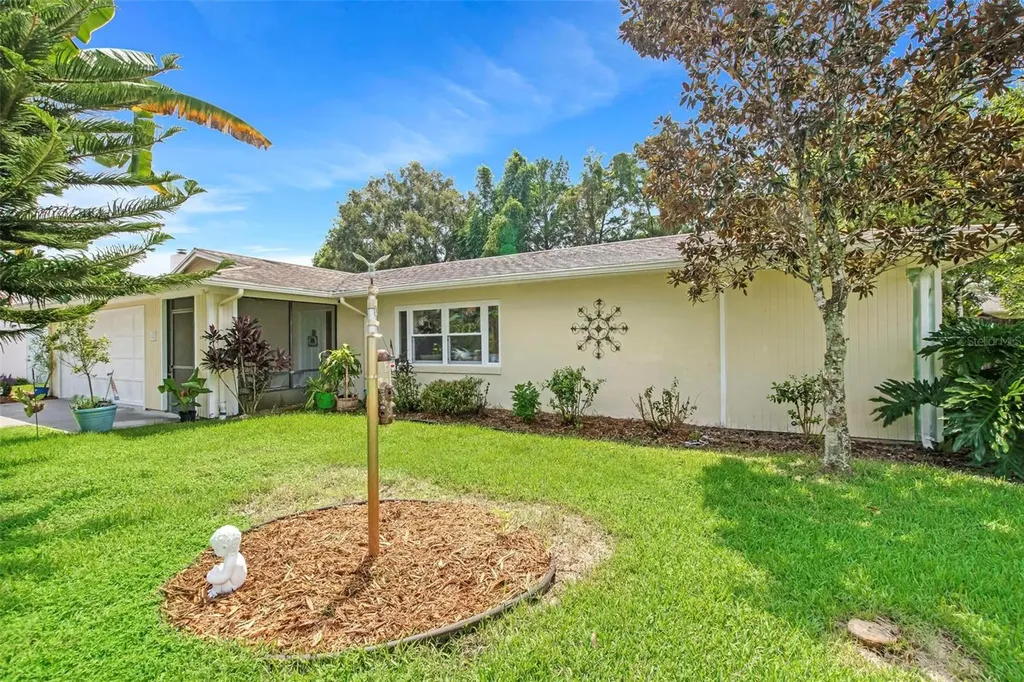 62 Wellesley Lane Palm Coast FL 32164