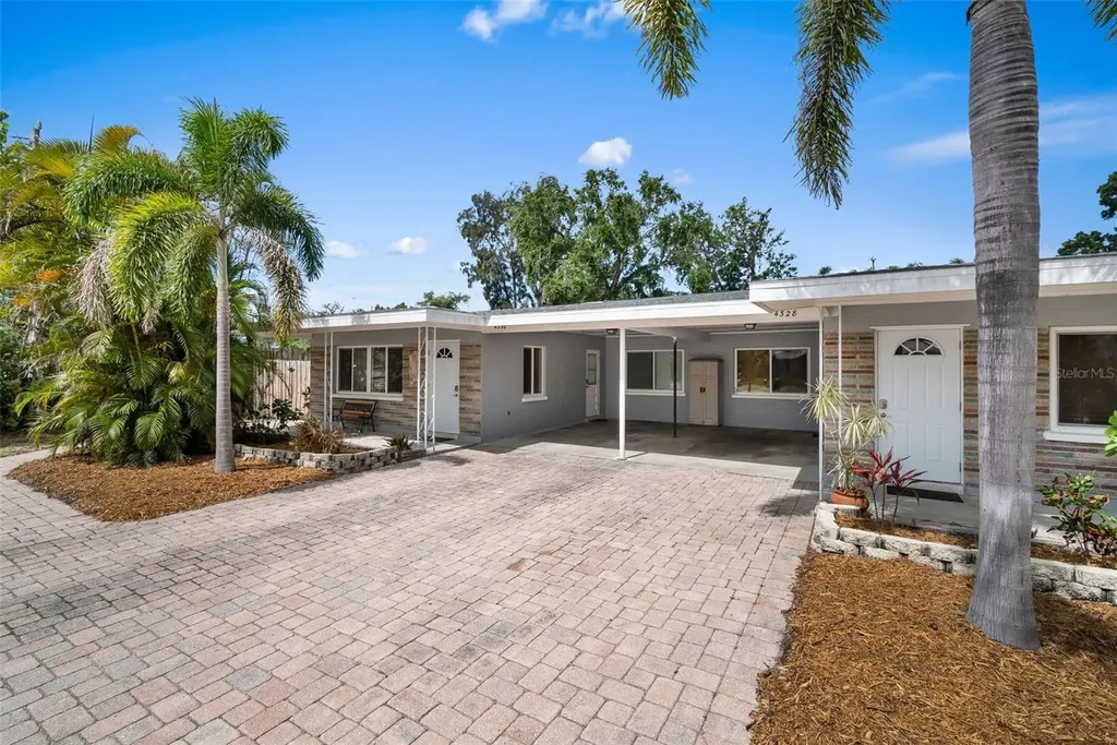 4330 80th Street W Bradenton FL 34209