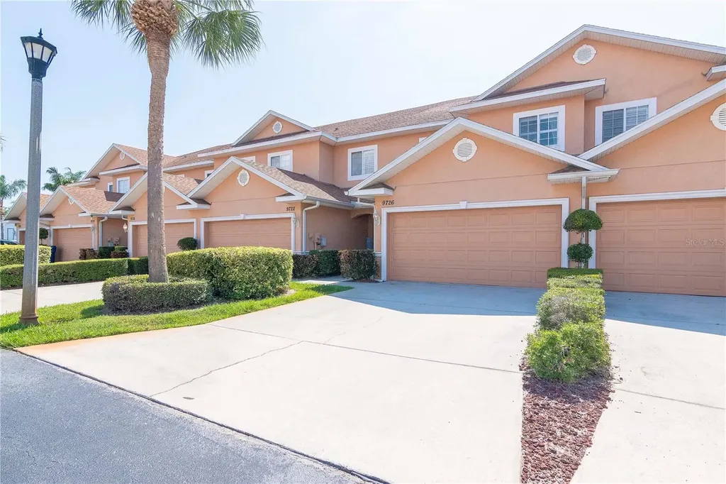 9726 Taylor Rose Lane Seminole FL 33777