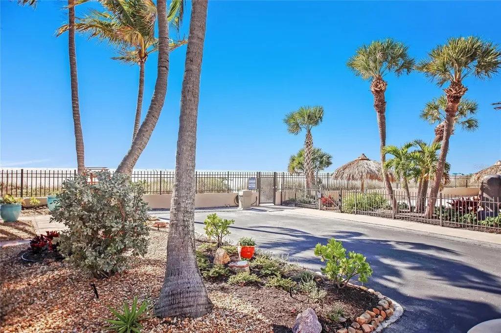 1212 Benjamin Franklin Drive Sarasota FL 34236