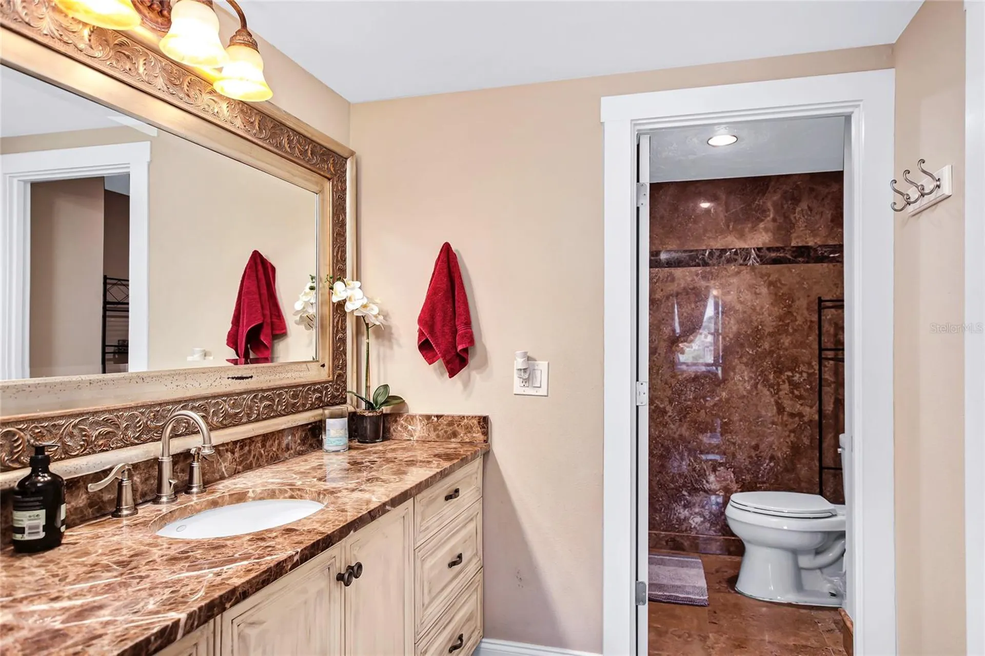 1212 Benjamin Franklin Drive Sarasota FL 34236