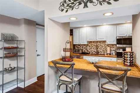 1212 Benjamin Franklin Drive Sarasota FL 34236