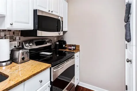 1212 Benjamin Franklin Drive Sarasota FL 34236