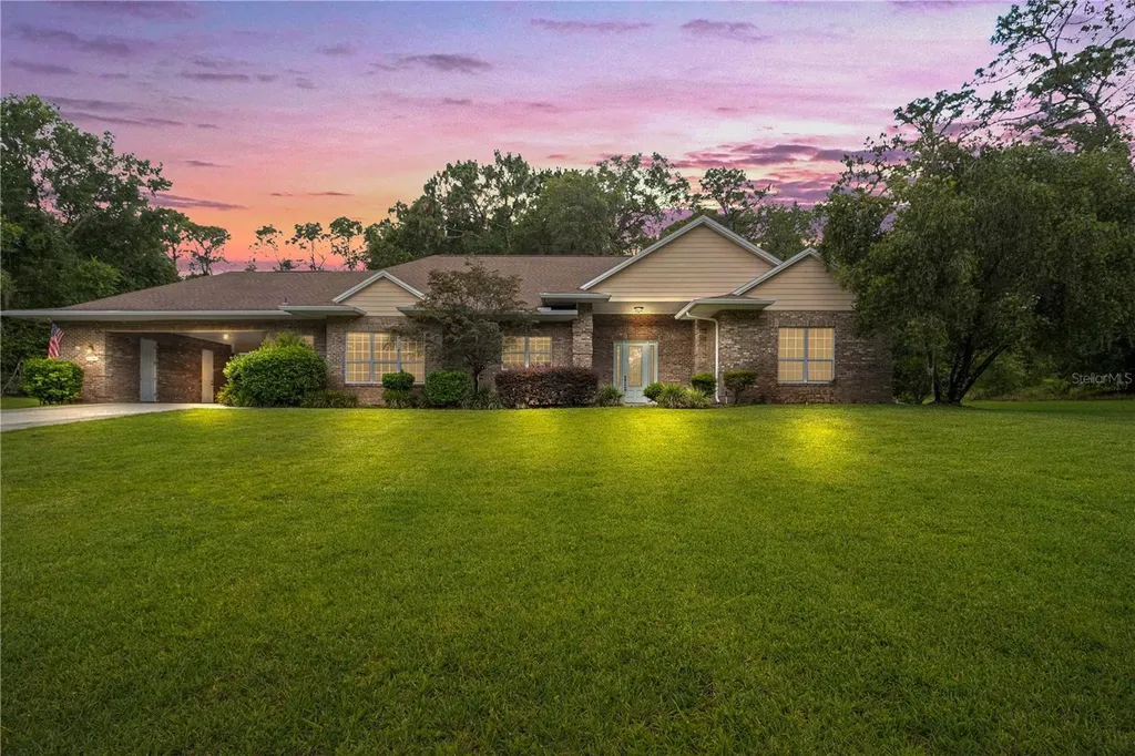 15343 SE 103rd Street Road Ocklawaha FL 32179