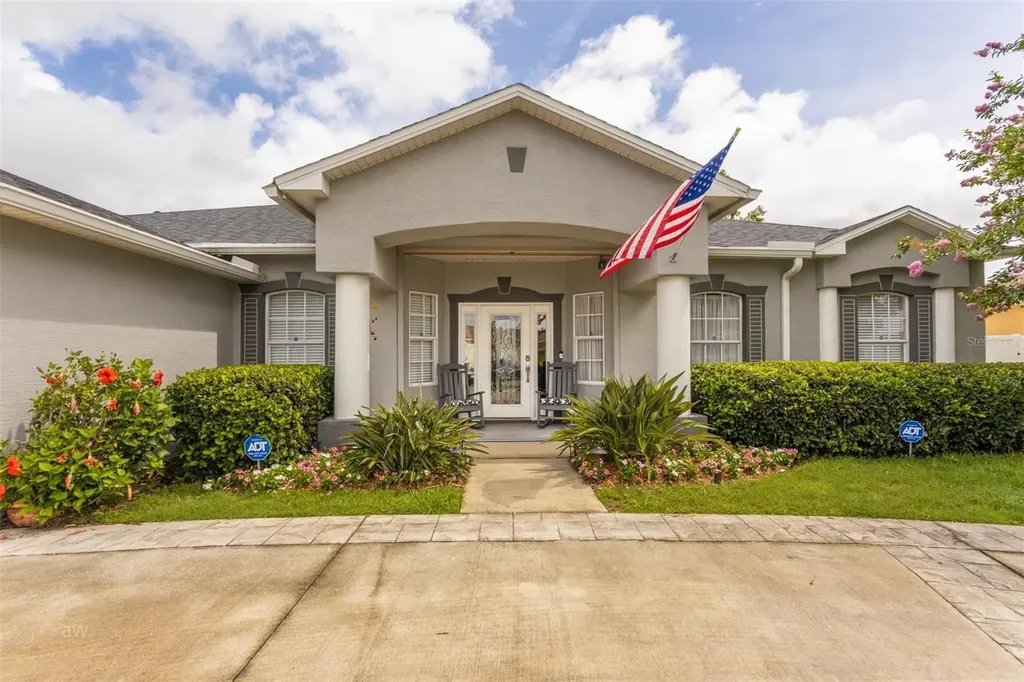 25 Louisburg Lane Palm Coast FL 32137