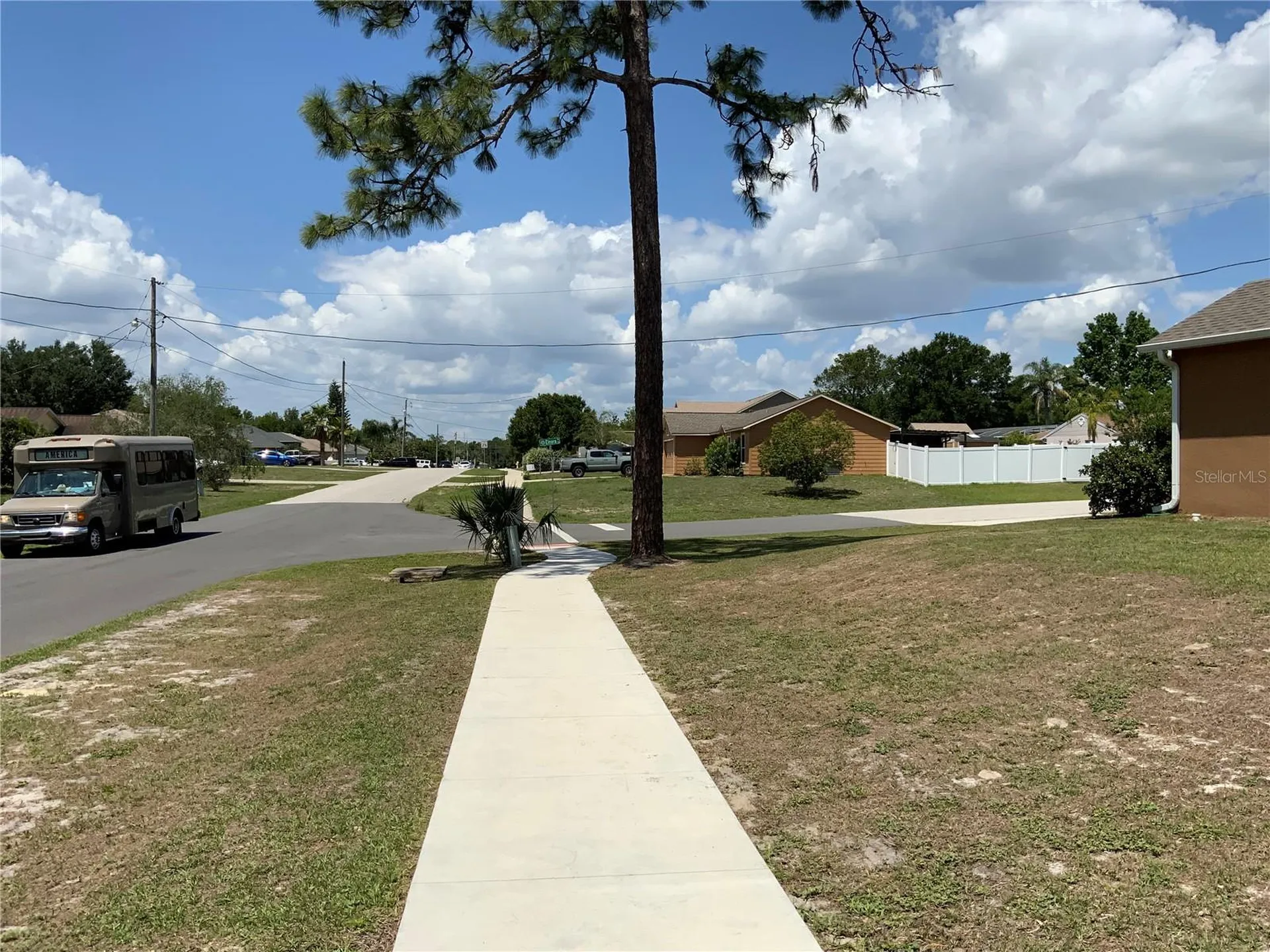 2883 Staten Drive Deltona FL 32738