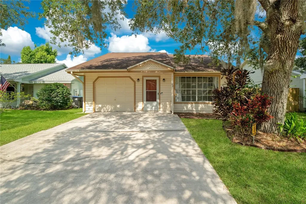 9184 Dubois Boulevard Orlando FL 32825