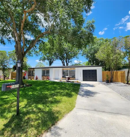 2809 Auburn Avenue W Tampa FL 33614