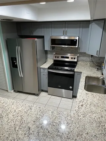 1337 Abbey Crescent Lane Clearwater FL 33759