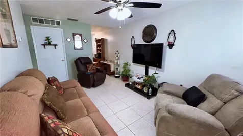 22 Lake Villa Way Kissimmee FL 34743