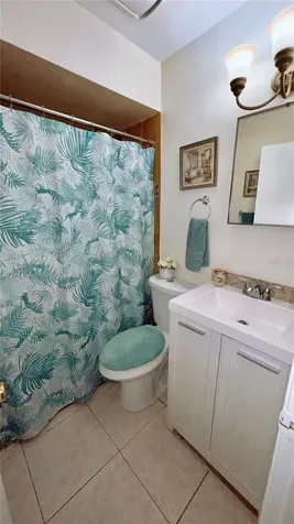 22 Lake Villa Way Kissimmee FL 34743