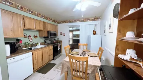 22 Lake Villa Way Kissimmee FL 34743