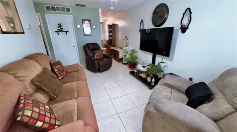 22 Lake Villa Way Kissimmee FL 34743