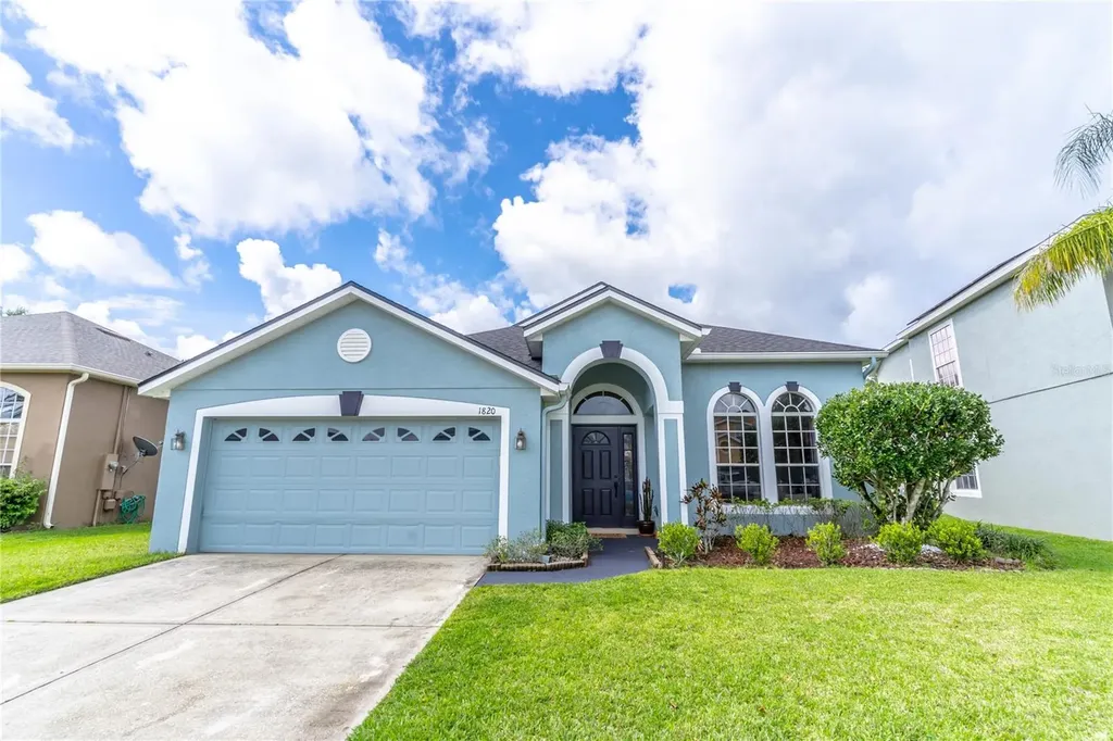 1820 Oak Grove Chase Drive Orlando FL 32820