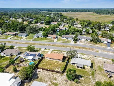 7024 Spring Hill Drive Spring Hill FL 34606