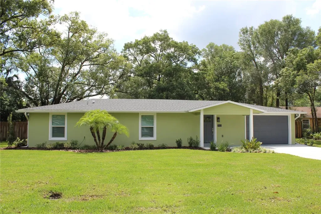 552 N Thorpe Avenue Orange City FL 32763
