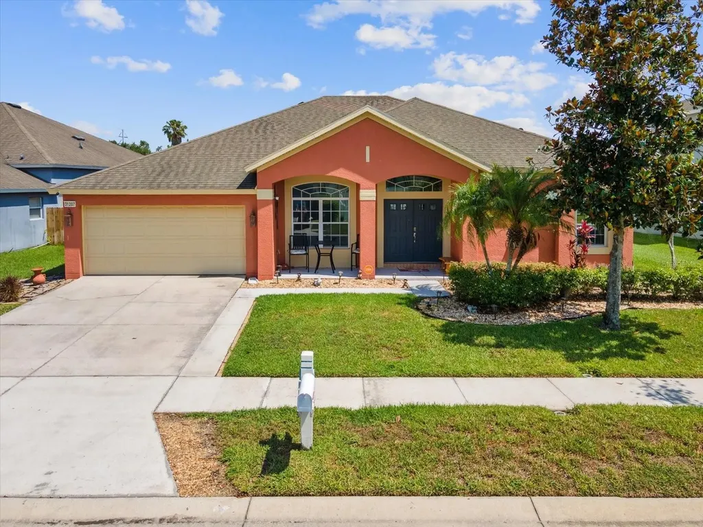 31207 Edendale Drive Wesley Chapel FL 33543