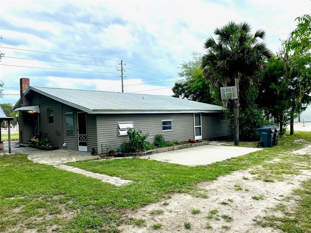 3801 Us Highway 17 92 N Davenport FL 33837