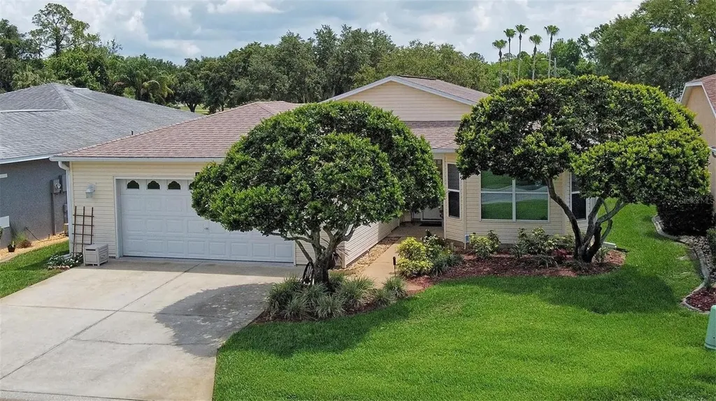 32724 Timberwood Drive Leesburg FL 34748