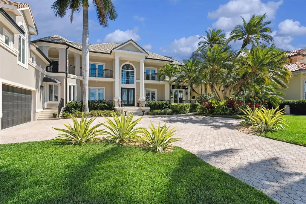 150 Brightwaters Boulevard NE St Petersburg FL 33704