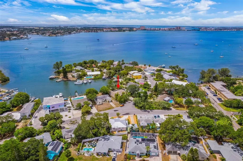 4734 Baywood Point Drive S Gulfport FL 33711