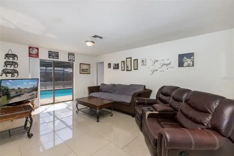 10934 Water Oak Drive Port Richey FL 34668