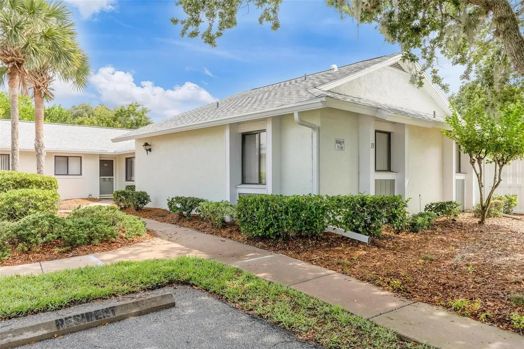 33 Lake Forest Place Palm Coast FL 32137
