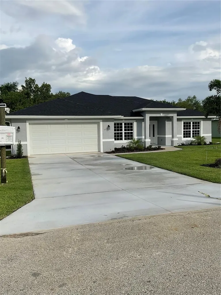132 Clinton Avenue Lake Placid FL 33852