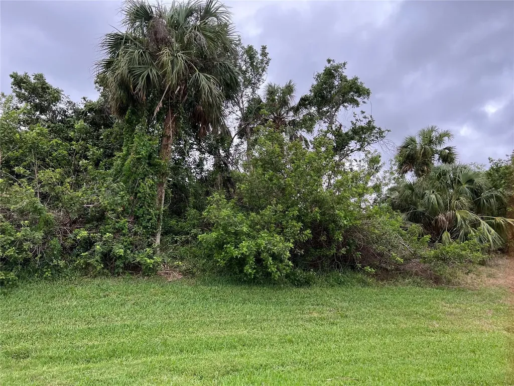 Woodbridge Drive Venice FL 34293