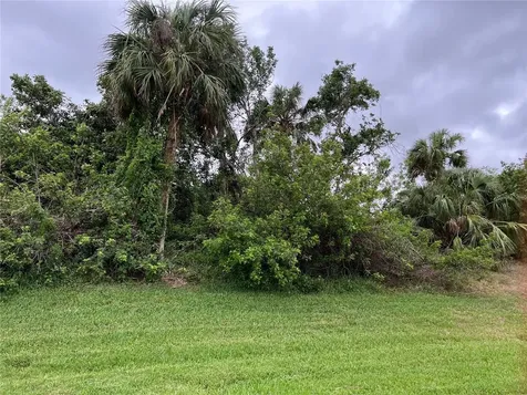 Woodbridge Drive Venice FL 34293