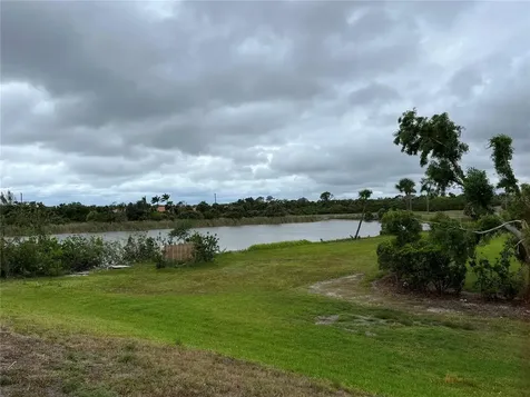 Woodbridge Drive Venice FL 34293