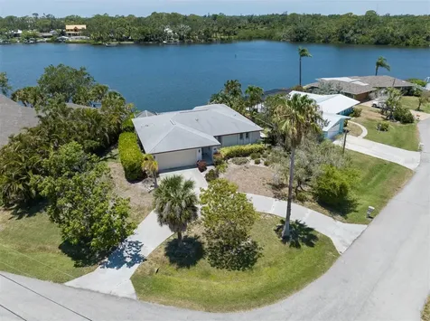 433 Ceil Court Nokomis FL 34275