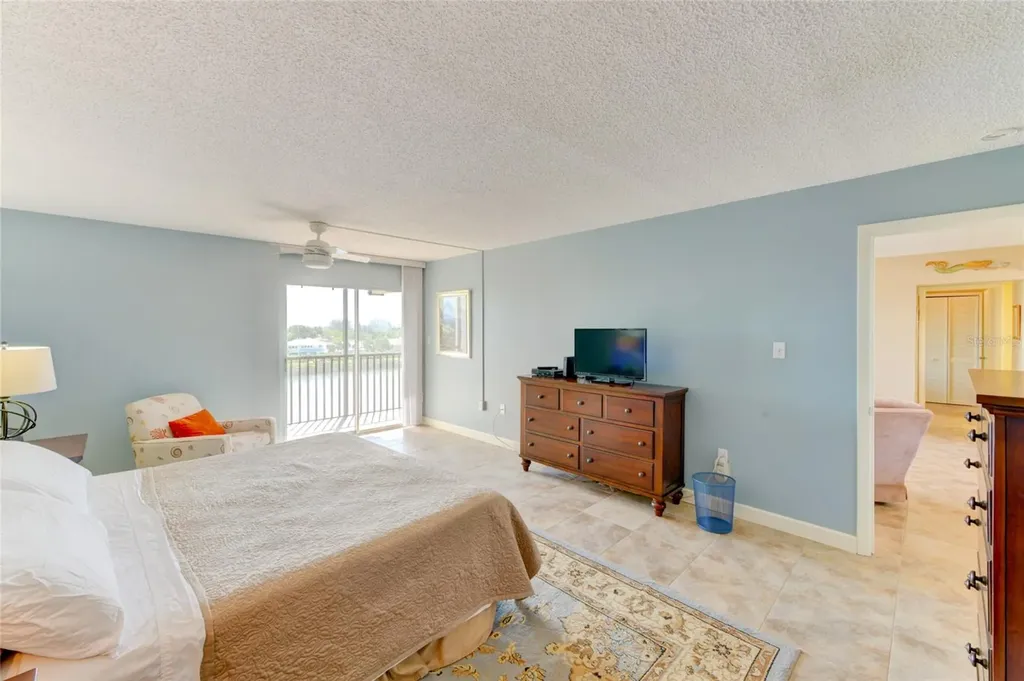 3240 Gulf Of Mexico Drive Longboat Key FL 34228