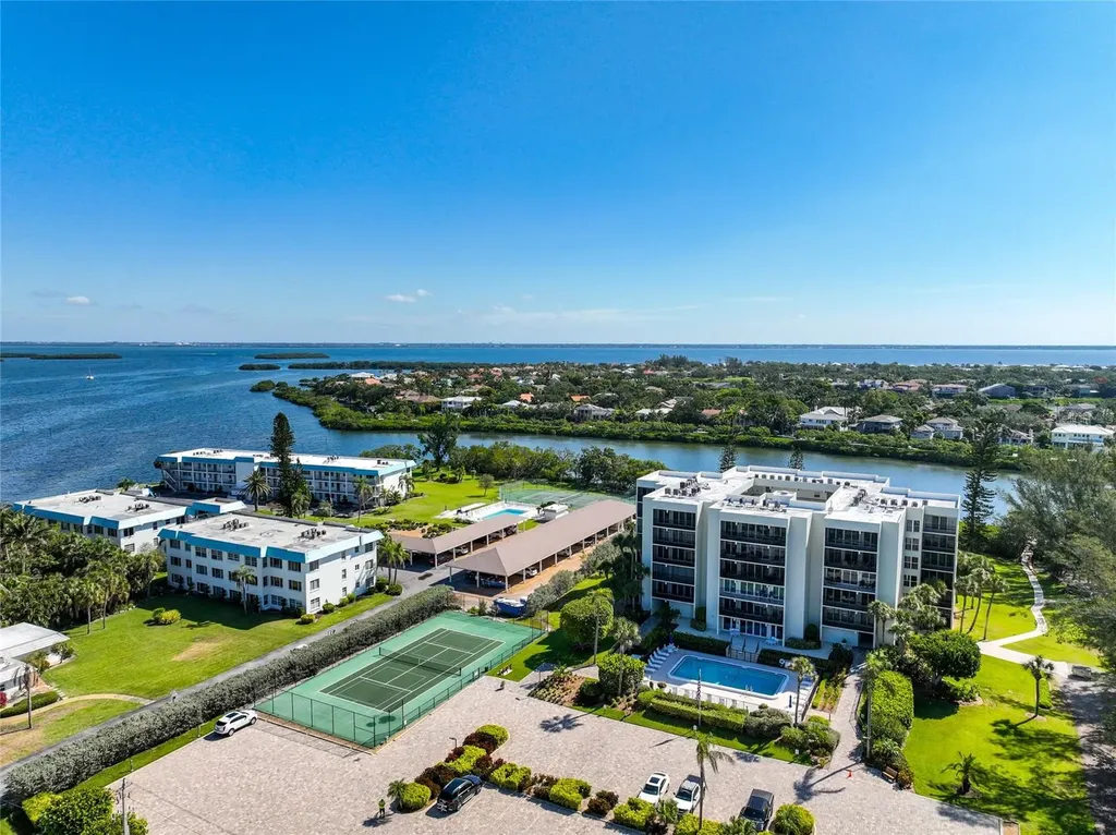 3240 Gulf Of Mexico Drive Longboat Key FL 34228
