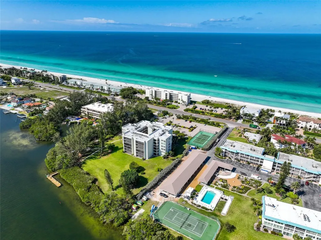3240 Gulf Of Mexico Drive Longboat Key FL 34228