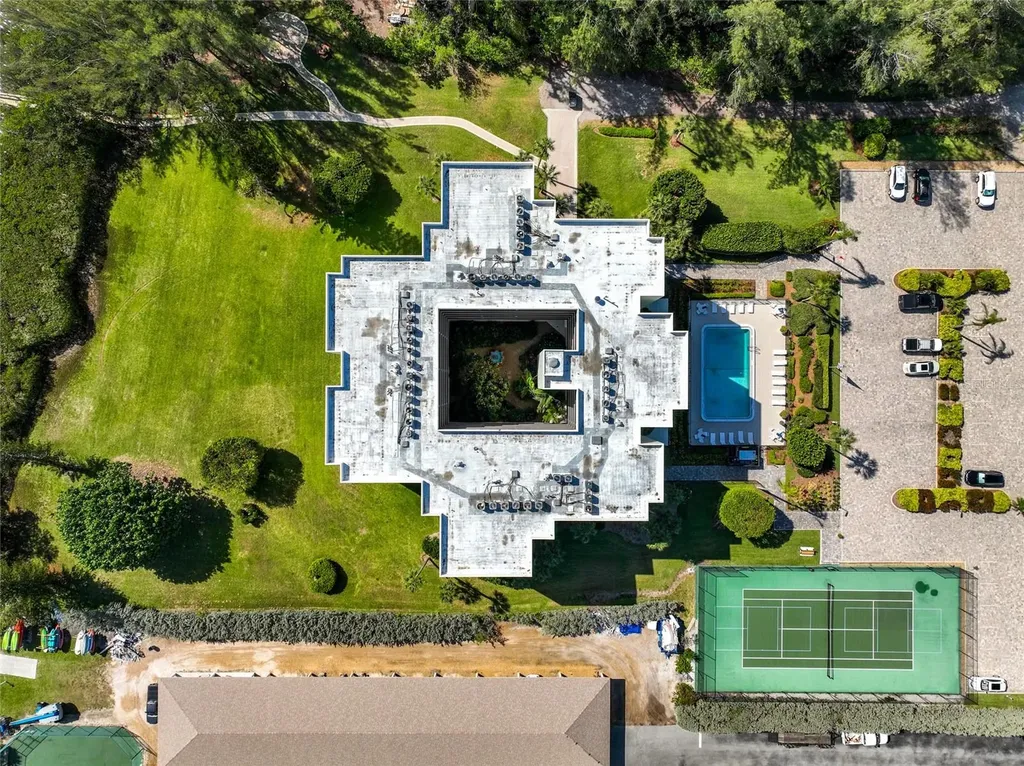 3240 Gulf Of Mexico Drive Longboat Key FL 34228