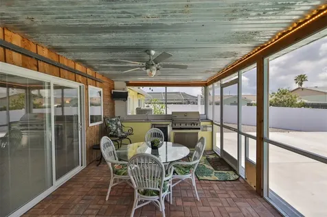 1004 Sago Palm Way Apollo Beach FL 33572
