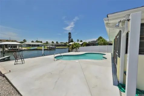 1004 Sago Palm Way Apollo Beach FL 33572