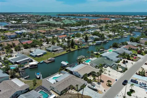 1004 Sago Palm Way Apollo Beach FL 33572