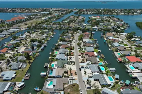 1004 Sago Palm Way Apollo Beach FL 33572